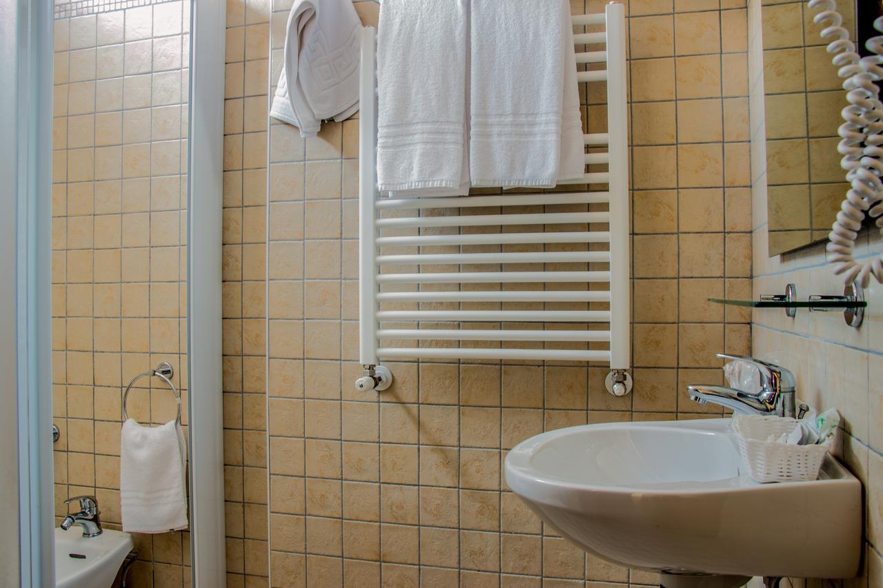 Hotel Ulisse Carpegna Bagian luar foto
