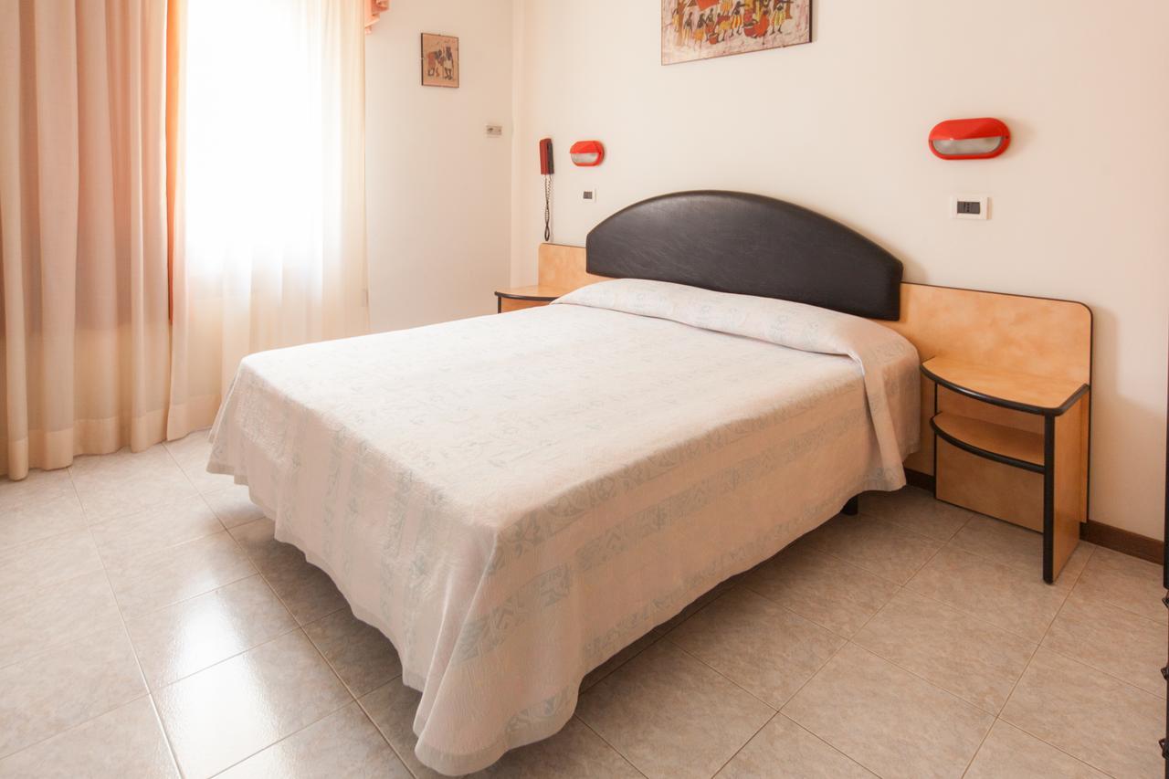 Hotel Ulisse Carpegna Bagian luar foto